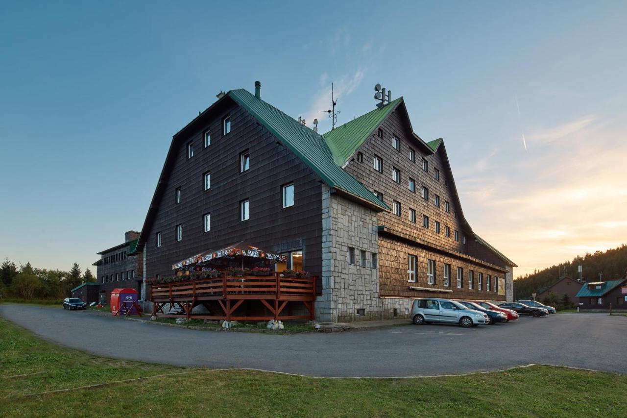 Hotel Cervenohorske Sedlo Loucna nad Desnou Exterior photo
