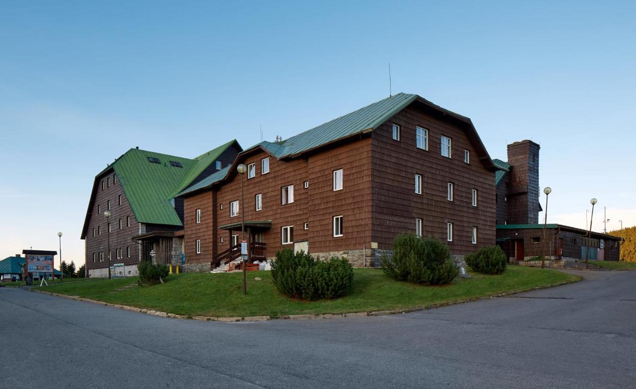 Hotel Cervenohorske Sedlo Loucna nad Desnou Exterior photo